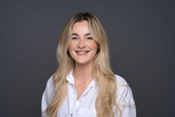 Lucianna O'Neill, Solicitor